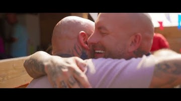 Dean Saunders - Vakantie In Eigen Land (Officiële videoclip)