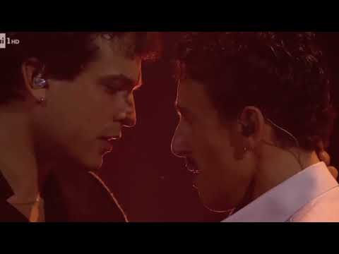 Video Aiello e Leo Gassmann svelano perché non si sono baciati a fine esibizione