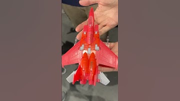 Studio series 86 Thundercracker ( prototype ) seeker mode. #transformers #sdcc #studioseries86 #wow