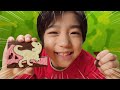 【CM】キャラパキ発掘恐竜チョコ 「スマホでも！」篇