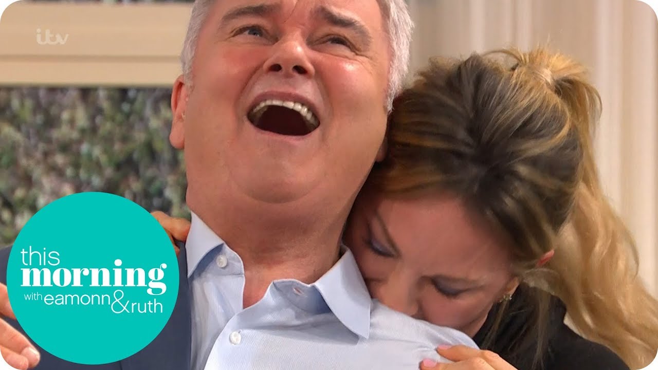 A 'Bite Masseuse' Sinks Her Teeth Into Eamonn! | This Morning