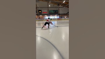 Skating- Inside Edge with Puck. Long Lateral Movement with puck #hockey #drill