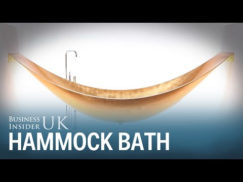 a-uk-company-makes-24-carat-gold-leaf-bathtubs