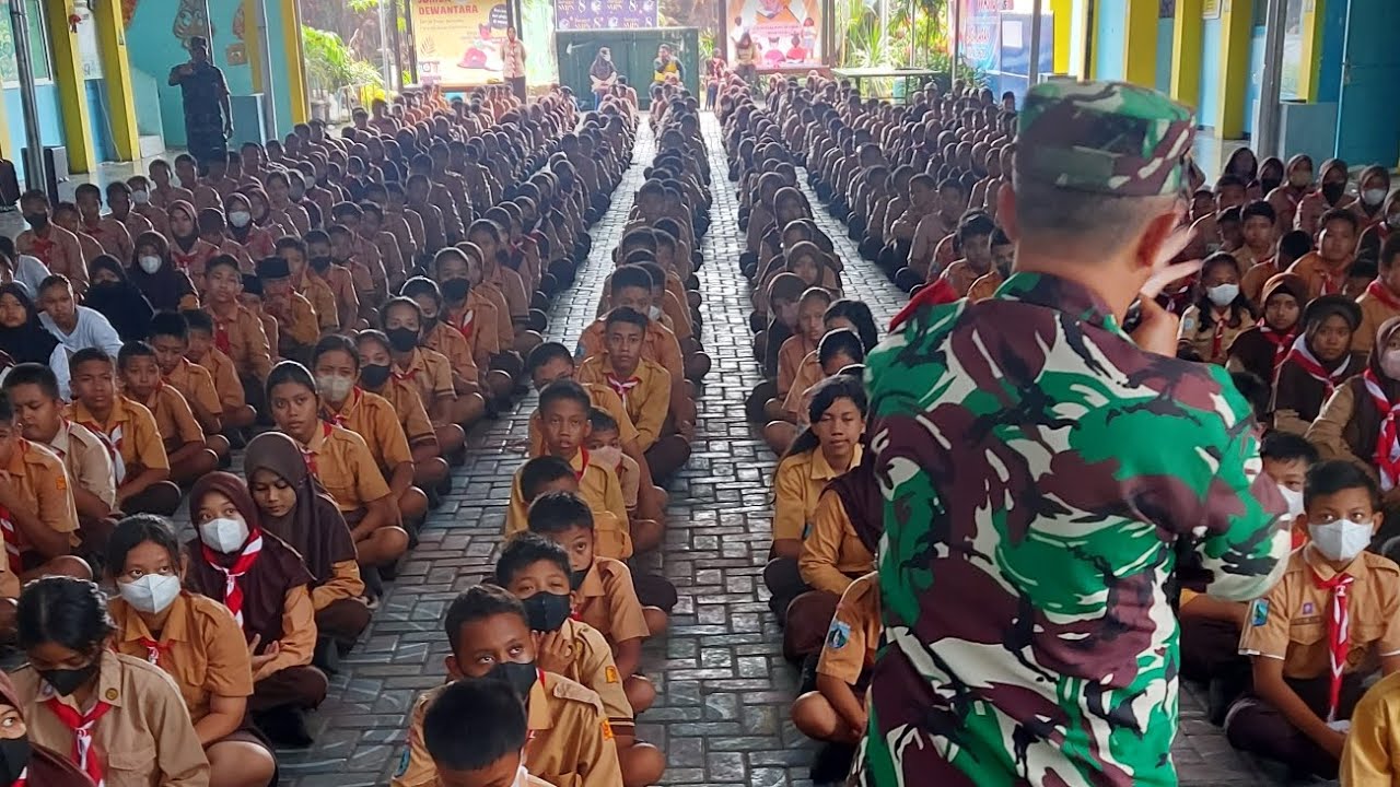 SMPN 8 Madiun - HUT RI KE 77 - 2022 - Lomba PBB dan Yel-Yel.