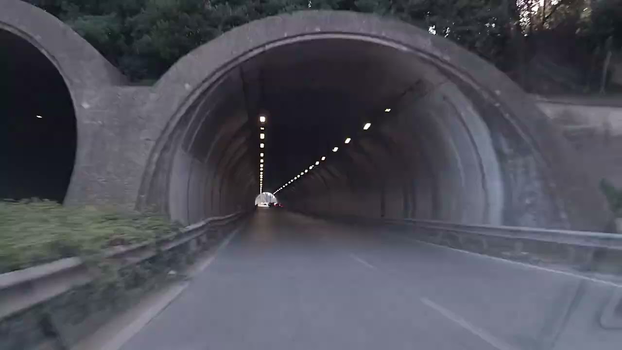 8 tunnels around the city of Ancona, Italy 🇮🇹