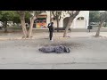 Plaza 6 de abril donde dejan a un “encobijado” torturado y con narco mensaje.