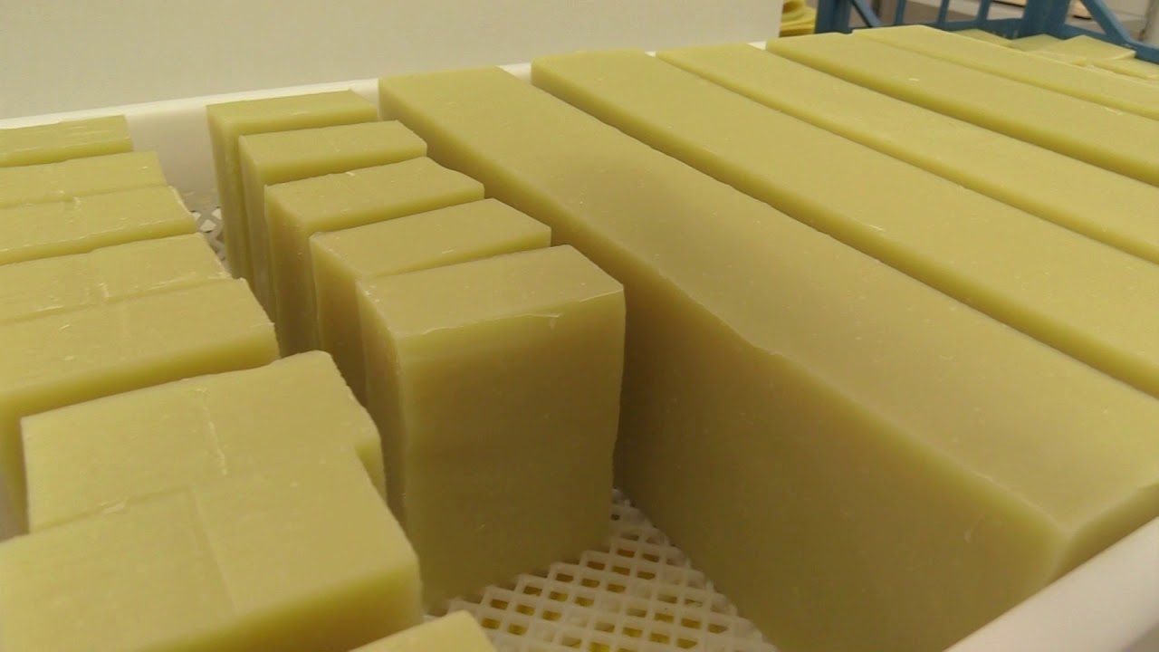 Felici da matti, quando l'olio diventa sapone