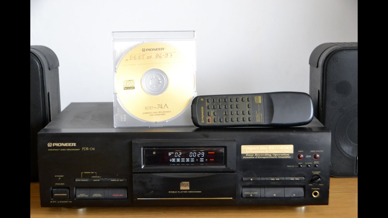 PIONEER  Compact Disc Recorder  PDR 04