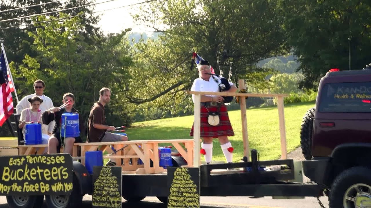 Star Wars On Bagpipes The East Tennessee Bucketeers Rock Out To star-wars-on-bagpipes-the-east-tennessee-bucketeers-rock-out-to
