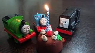 Thomas And Friends Birthday Party - Surprise Cake