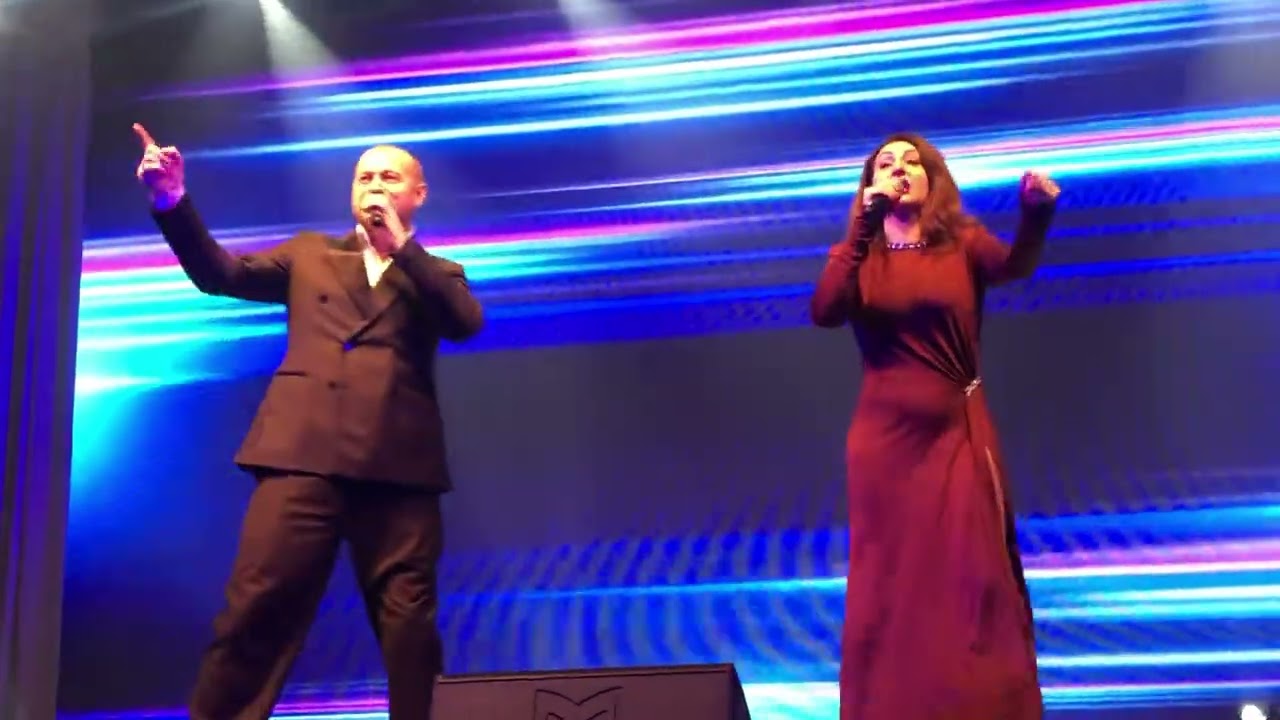 Алексей Петрухин и Алла Рид/А в вагоне-ресторане/Псков/24.10.25