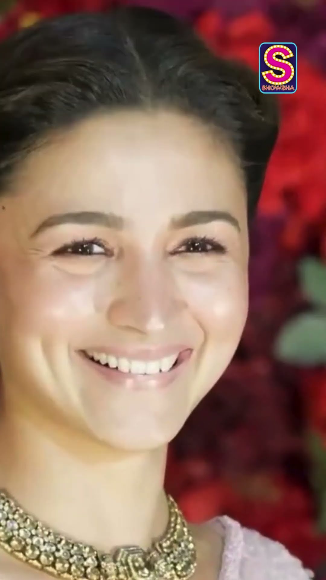 Sister-In-Law Alia Bhatt Glowing In Pink At Aadar Jain And Alekha Advani’s Wedding! | N18S