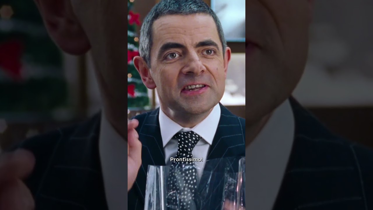No one does excruciating quite like Mr. Bean | 🎬 Love Actually (2003)