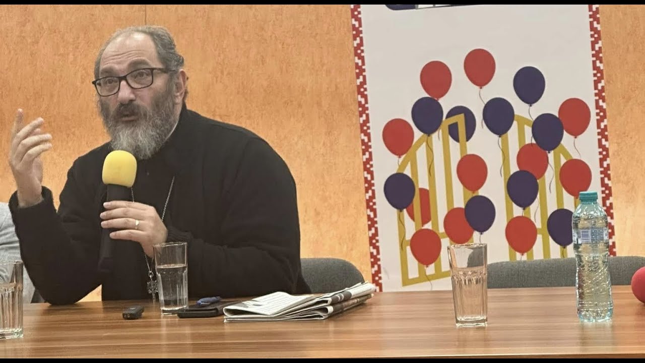 Întrebări și răspunsuri cu Părintele Constantin Necula la Bacău 3 ✠