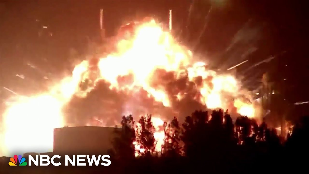 Blue Origin rocket explosion could delay NASA’s moon plans Blue Origin rocket explosion could delay NASA’s moon plans