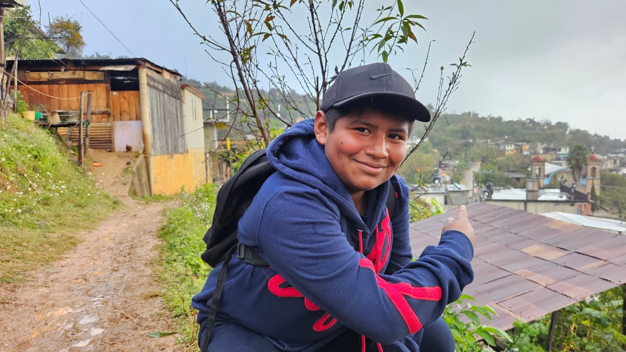 Así es como yo vivo con mi madre en este ranchito 🤗🤗🤗