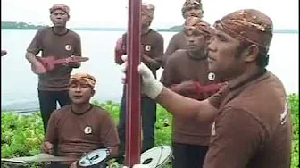 GIAMA 'Yangere Petra WKO' (Tobelo song) GIAMA 'Yangere Petra WKO' (Tobelo song)
