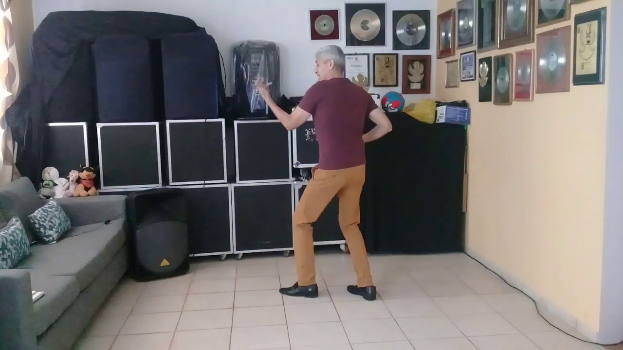 ESTREMECETE/BAILANDO CON MARCELO ROSAS