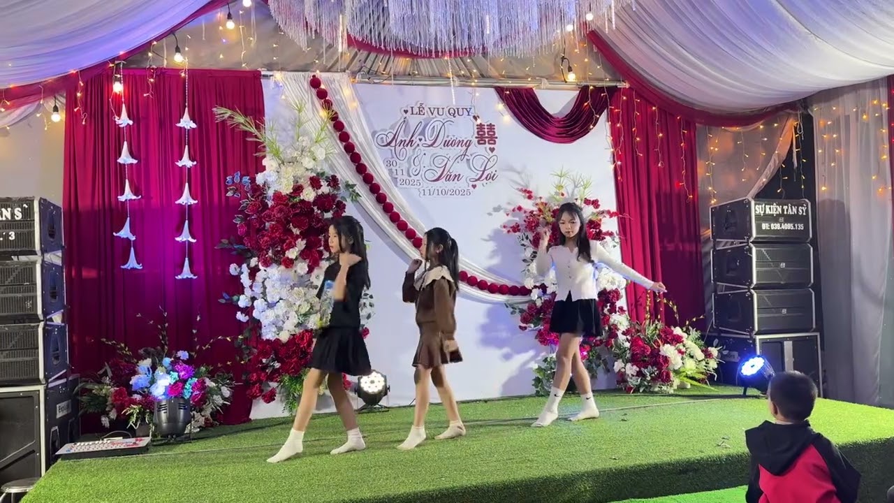 ngày 1 tháng 12, 2025