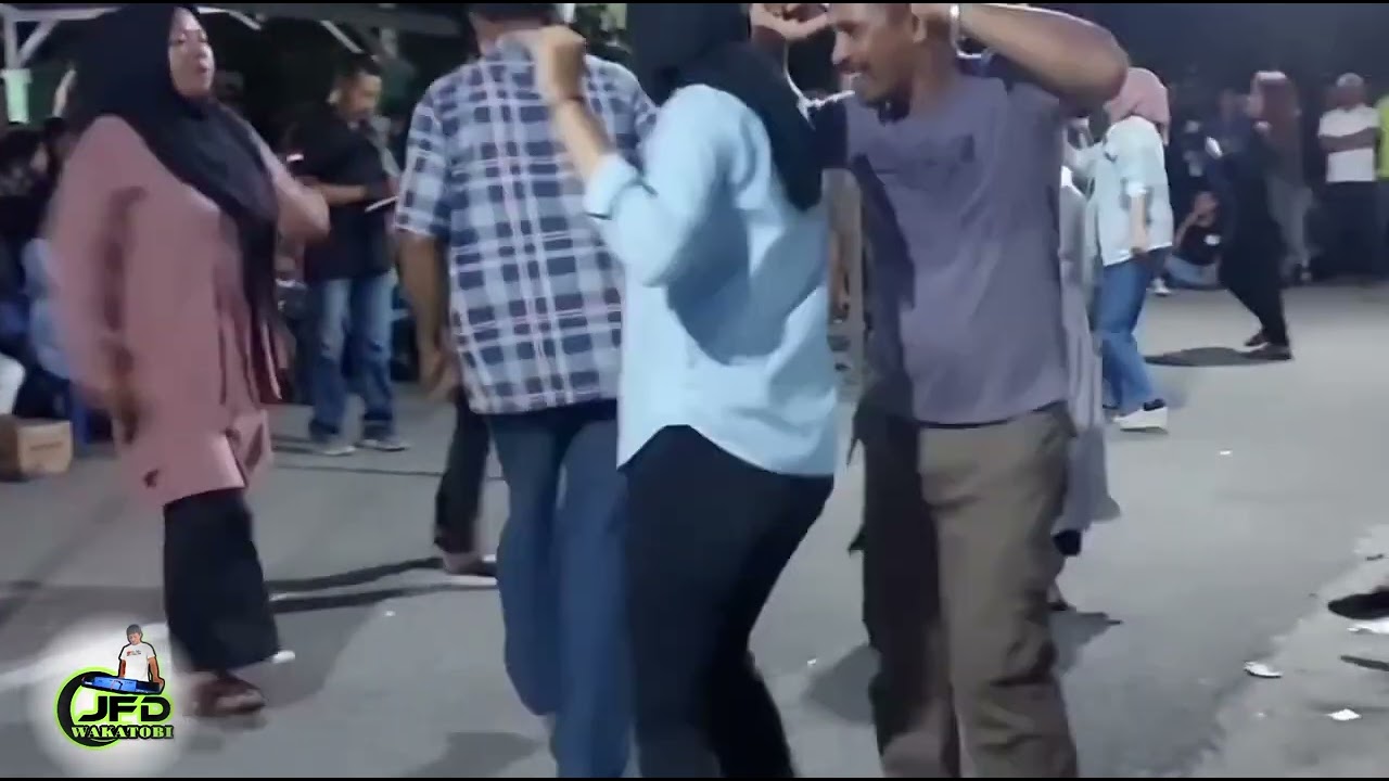 Viral Lomba Joget Wakatobi Bikin Suasana Acarah Joget Rame