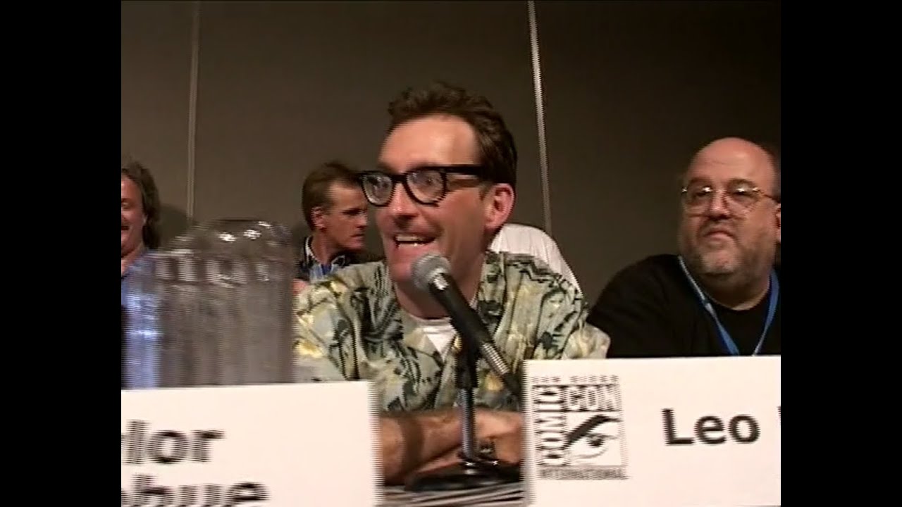 David Colloff ComicBook The Movie Behind the Voices ComicCon 2002 Panel PART 1 - YouTube