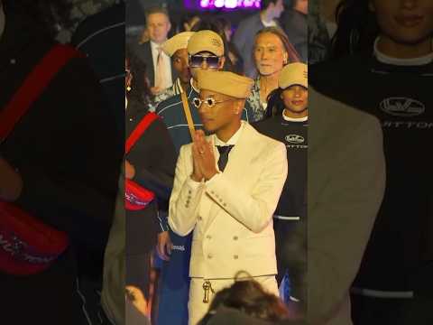 China’s Celebs Turn Out to Louis Vuitton’s First-Ever Fashion Show in