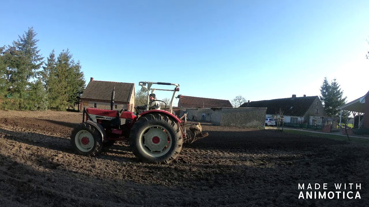 Mist Streuen Pflügen und Wiese Schleppen mit IHC 724