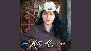 Video thumbnail of "Katty Mazariegos - Cumpleaños"