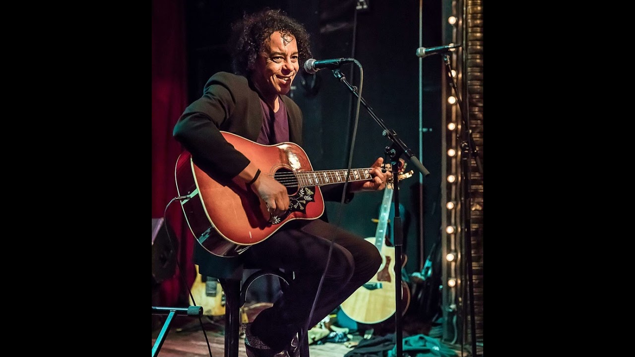 Ivan Julian - Her Lips