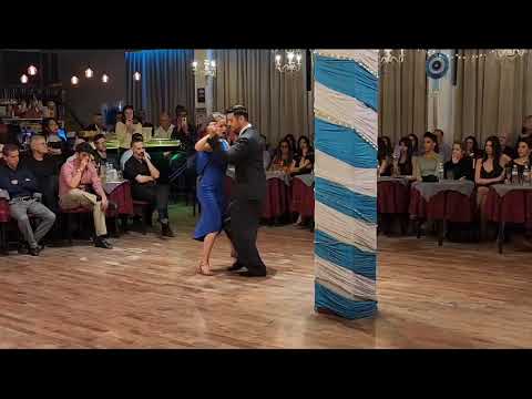 María Laura Hochmuth & Diego Ariel Butiler - El Beso, Buenos Aires (Cachirulo)