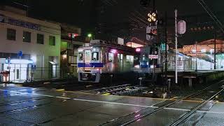 南海高野線 北野田駅6300系(6305編成)急行三日市町行停車+1000系(1003編成)回送通過