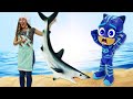 🤔Parece que los Héroes en Pijamas no sirven para la pesca marina. Vídeos de juguetes para niños.