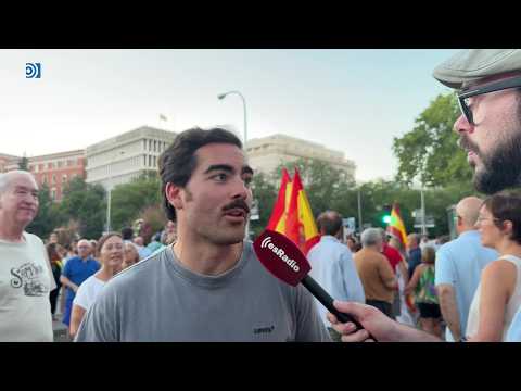Cibeles se vuelca con Ceuta frente a la invasión: "Tenemos un Gobierno que nos ha vendido"