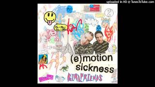 Girlfriends - (e)motion sickness