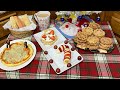 Huevo aceitunas buñuelos tamales funnel cake fruta y café #desayunonavideno