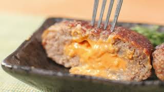 鳥益 チーズイン ハンバーグ 140g 主婦にも大人気お惣菜 ハンバーグ 肉汁がジュワー、チーズがとろりと広がるハンバーグです。温めるだけの簡単調理です。【新小岩 鳥益】