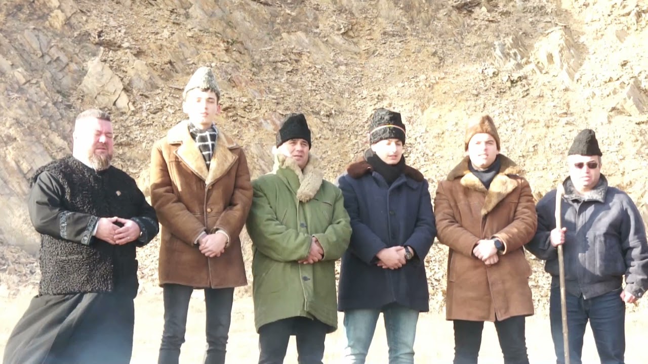 Soimii Macinului - Ici am Doamne - colindul mare Macin