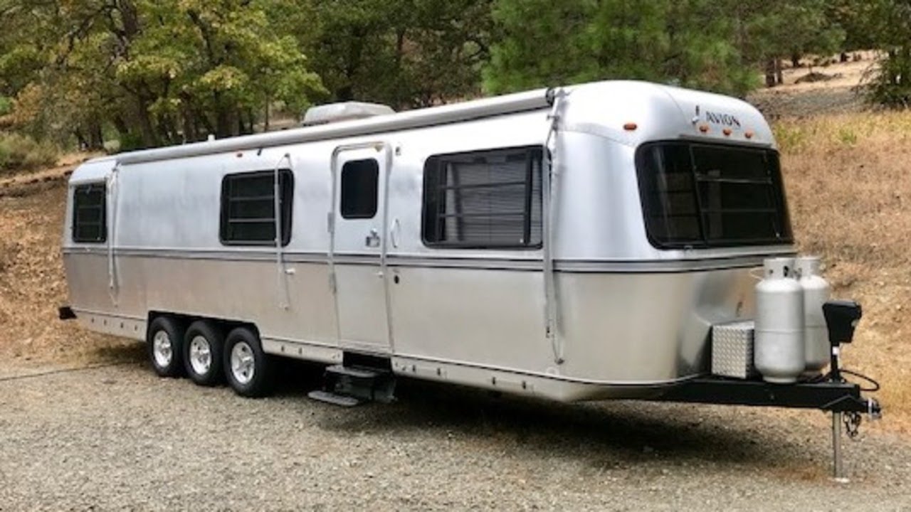 1986 Avion 34W RENOVATED Aluminum Travel Trailer