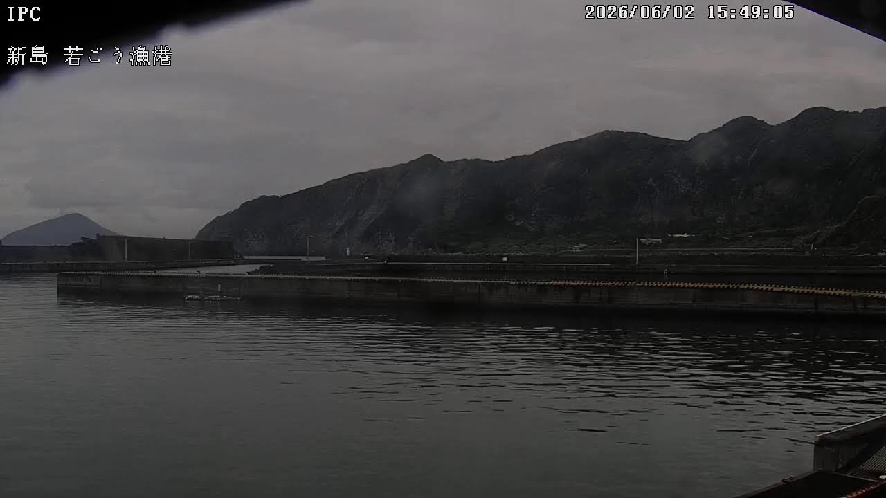 若郷漁港（新島）