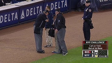 BOS@NYY: Yanks challenge out call, overturned in 4th