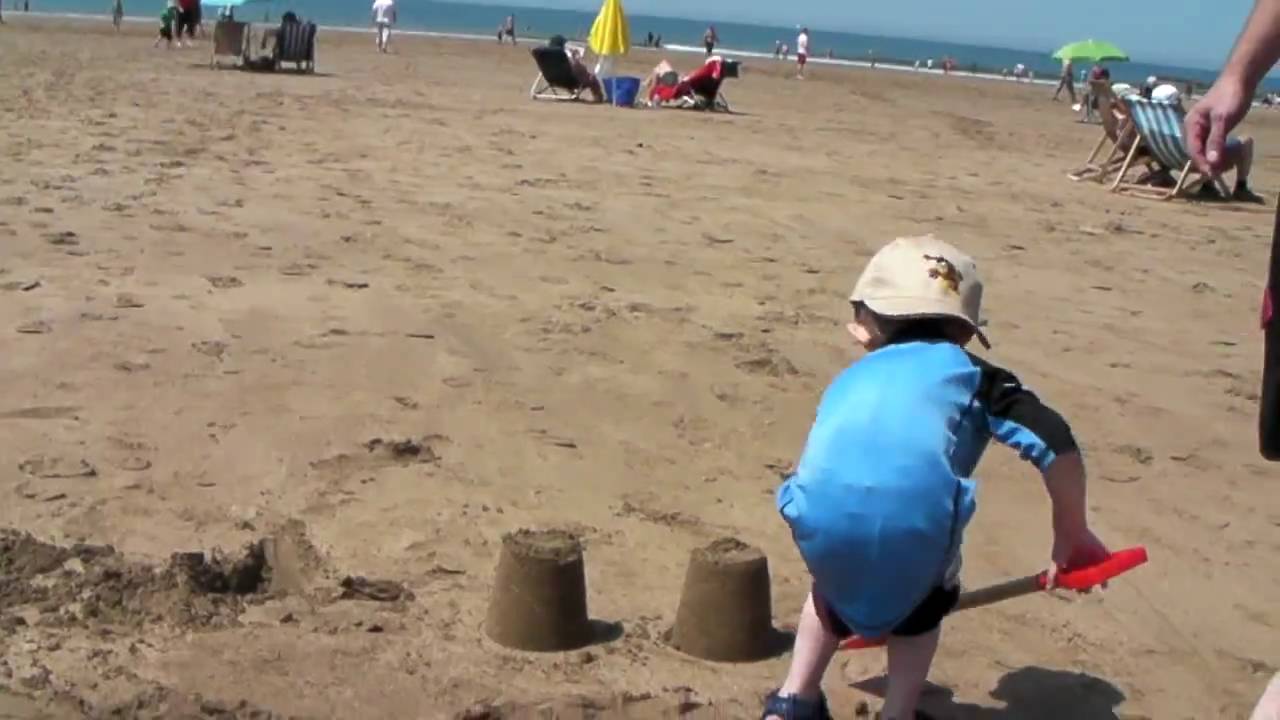 lee's missing ball!! YouTube