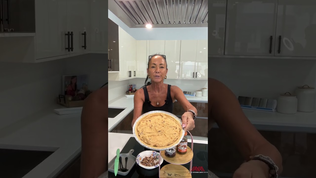 Easy No-Bake Snickers Pie | Milano Kitchen and Bath