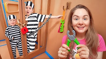 Giant Cardboard Maze Challenge