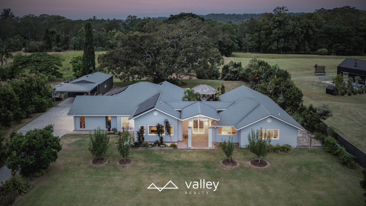 Rare Creekfront Acreage Living | 421 Tallebudgera Creek Road | Valley Realty