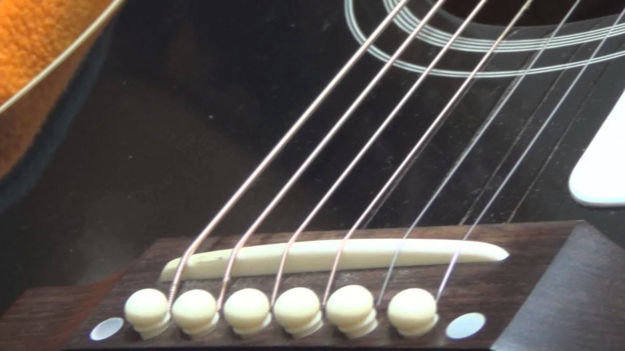 アコギの出音の要になるパーツ「サドル」について^^(種類,特徴など解説