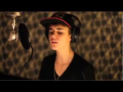 Justin Bieber Feat. Usher - Chestnuts (Studio Webisode)