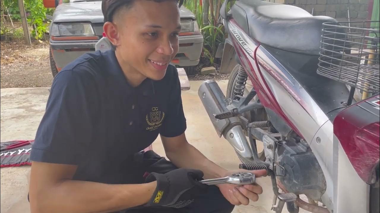 Motorcycle Oil change(procedure and safety precautions) YouTube