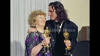 Brenda Fricker, the first Irish actress to win an Oscar for ‘My Left Foot,’ dies at 81 Brenda Fricker, the first Irish actress to win an Oscar for ‘My Left Foot,’ dies at 81