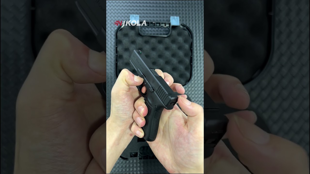 Alloy Glock 17 model gun