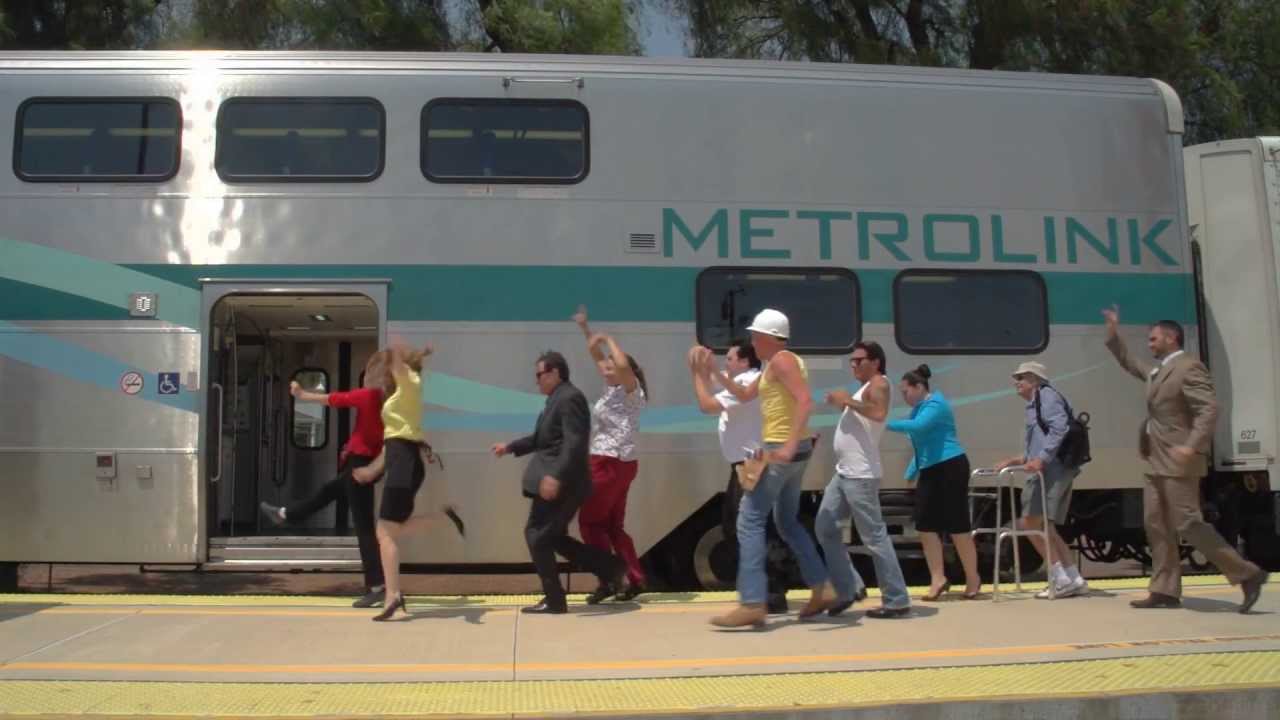 PSA Thousand Oaks Transit Metrolink Commuter Shuttle Bus to Moorpark